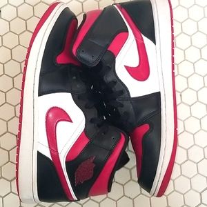 Air Jordan 1